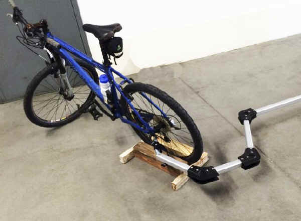 Dynamic Bike Towing adapter for dolly